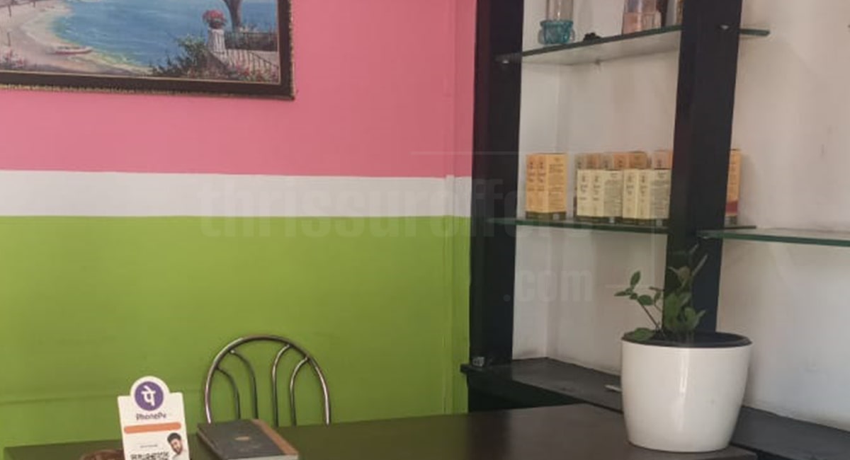 M-looks Beauty Parlour -  Ayyanthole
